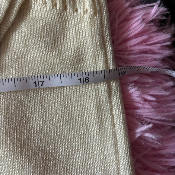 Sag Harbor Petite sz Medium cream double layered tunic sweater (see description) - Picture 6 of 7